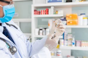Vaccini anti-covid in farmacia